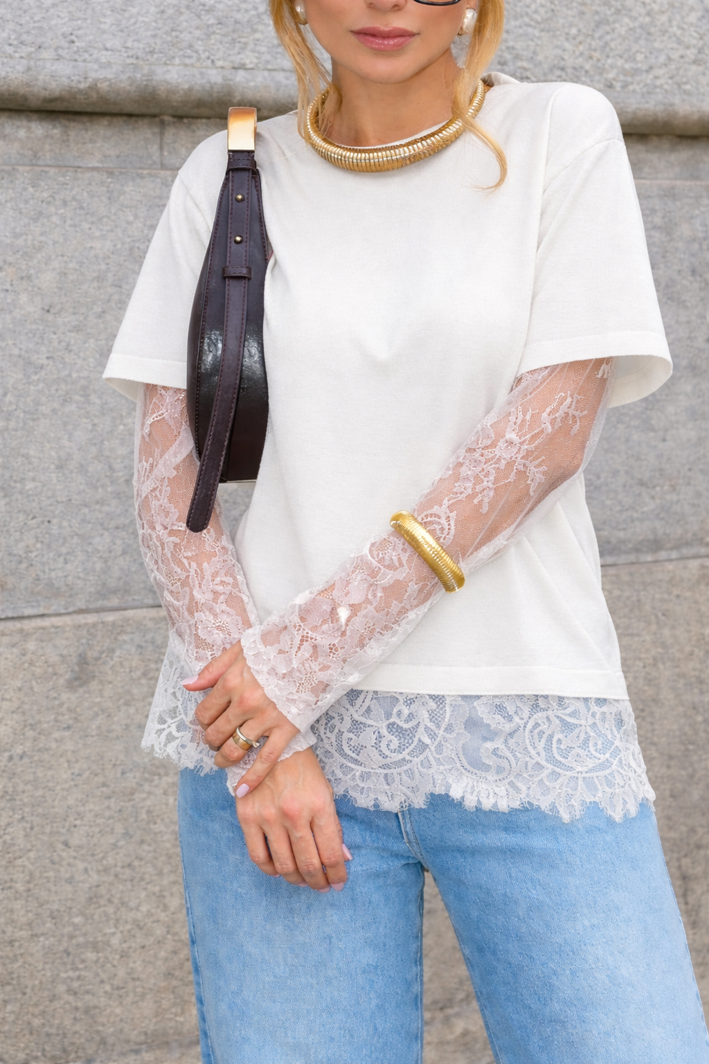 T-shirt Modal com renda chantilly — Branco — Leev Store atacado Brás