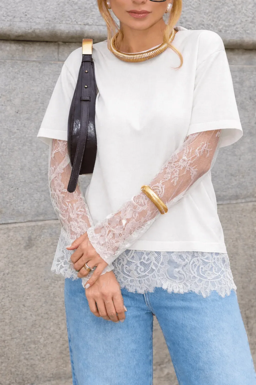 T-shirt Modal com renda chantilly — Branco — Leev Store atacado Brás